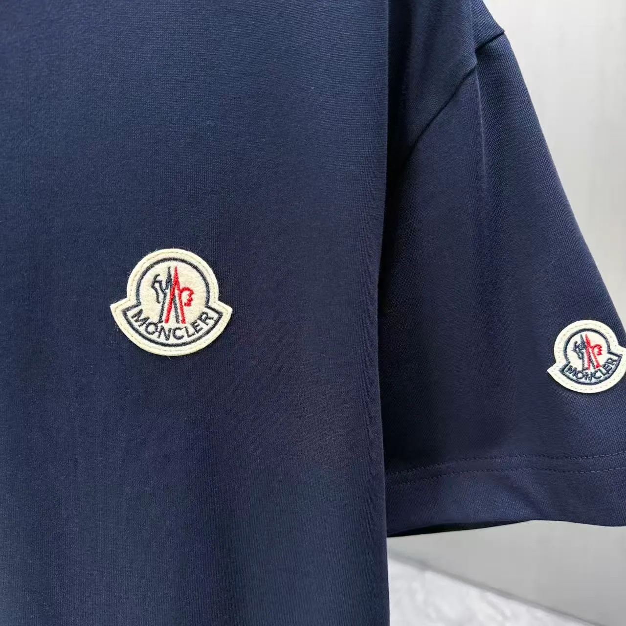 MONCL* * 2026 New Arrival T logo ：Black White Dark Blue Sizes：S M L XL XXL